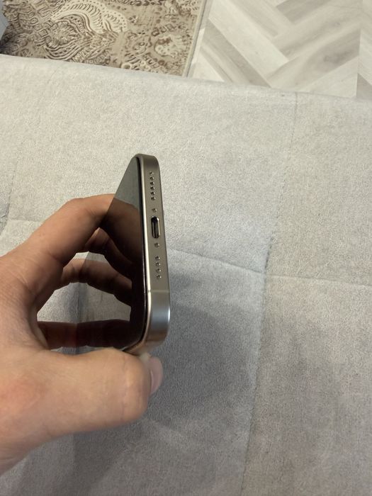 Продам Iphone 16 pro max 256 gb natural titanium