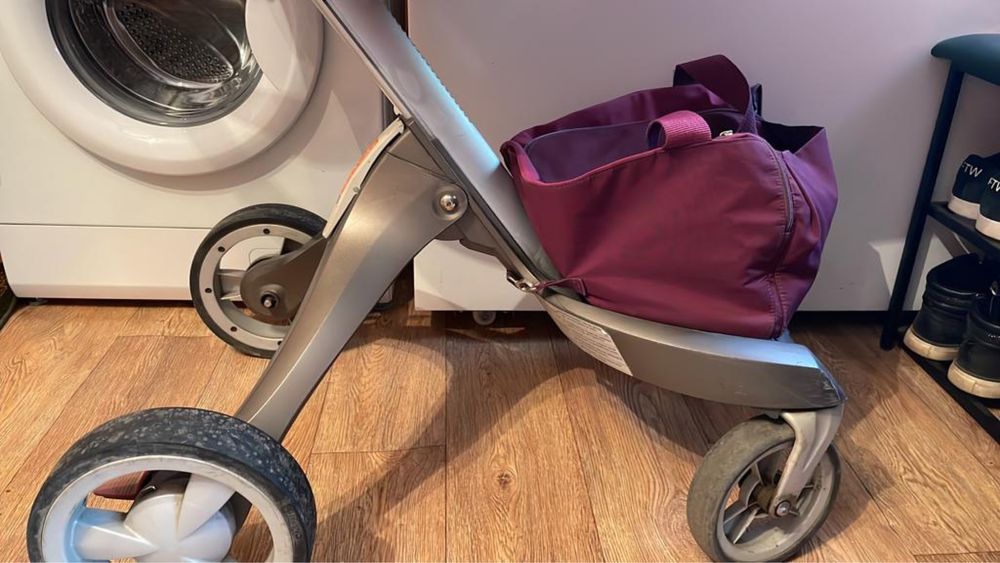 Продам коляску Stokke,в хорошем состоянии.