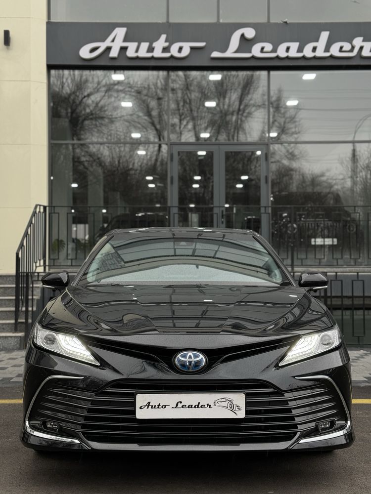 Toyota Camry Grande hybrid