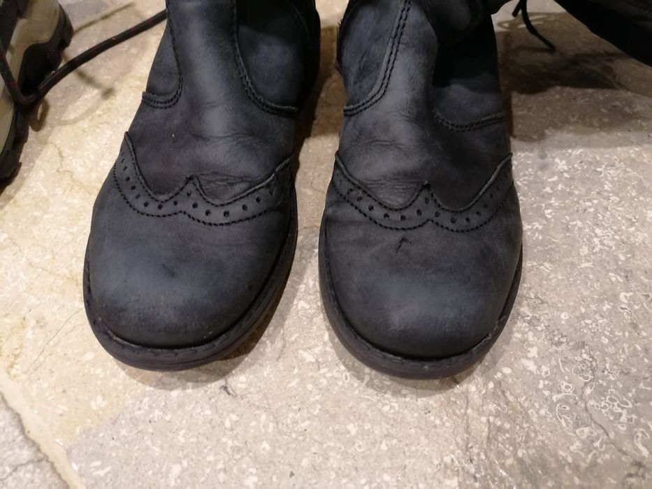 Oferta!! Set 2 cizme si bocanci toate la 65lei    marime : 32 si 33