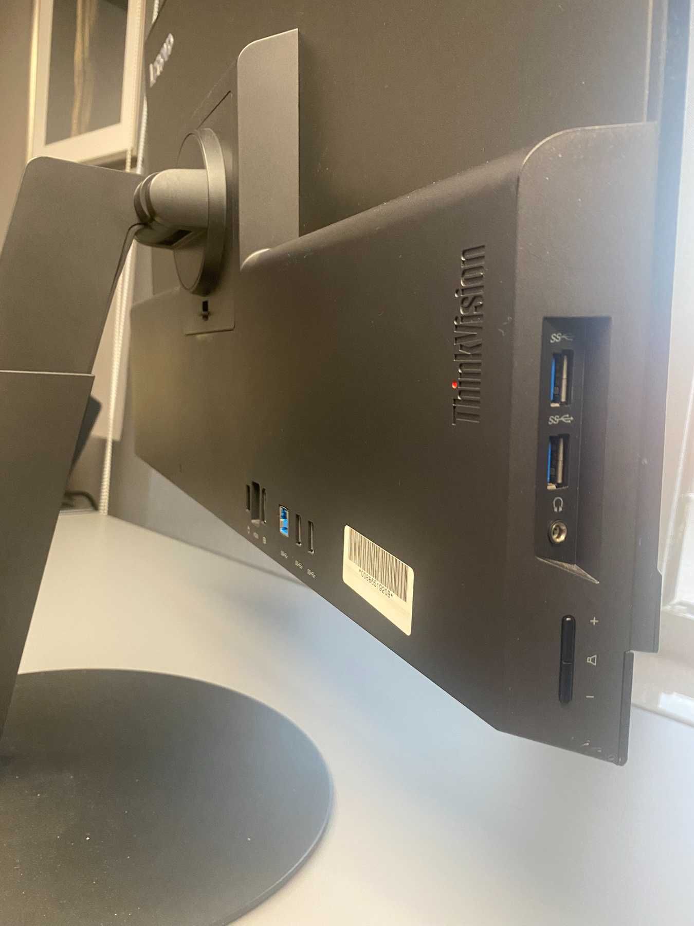 4К Монитор Lenovo ThinkVision P27