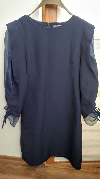 Рокля на LEVANTE подходяща за предстоящите празници