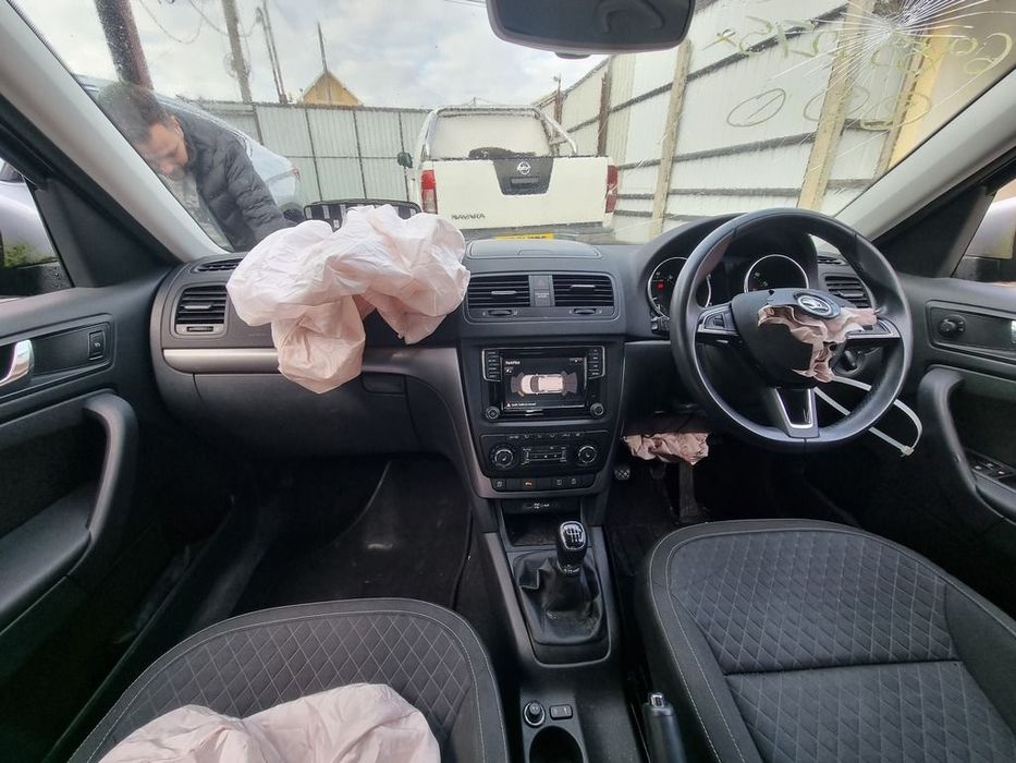 Broasca usa dreapta spate Skoda Yeti Facelift 2013 - 2017 SUV 4 Usi (1375)