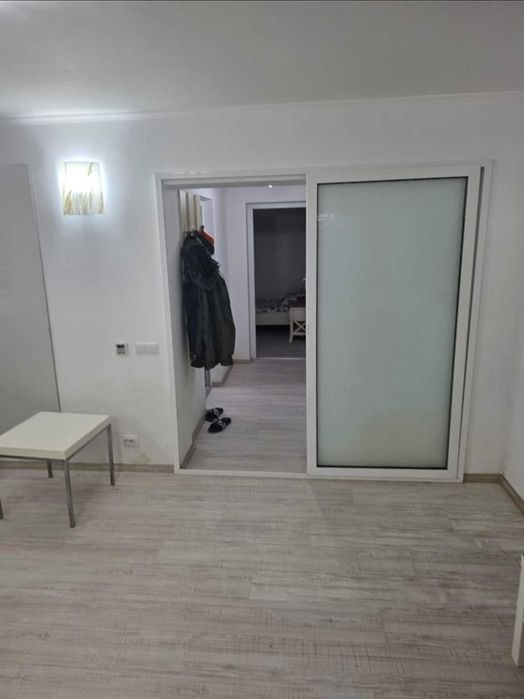 Sulina apartament 3 cam vand / schimb cu garsoniera plus diferenta