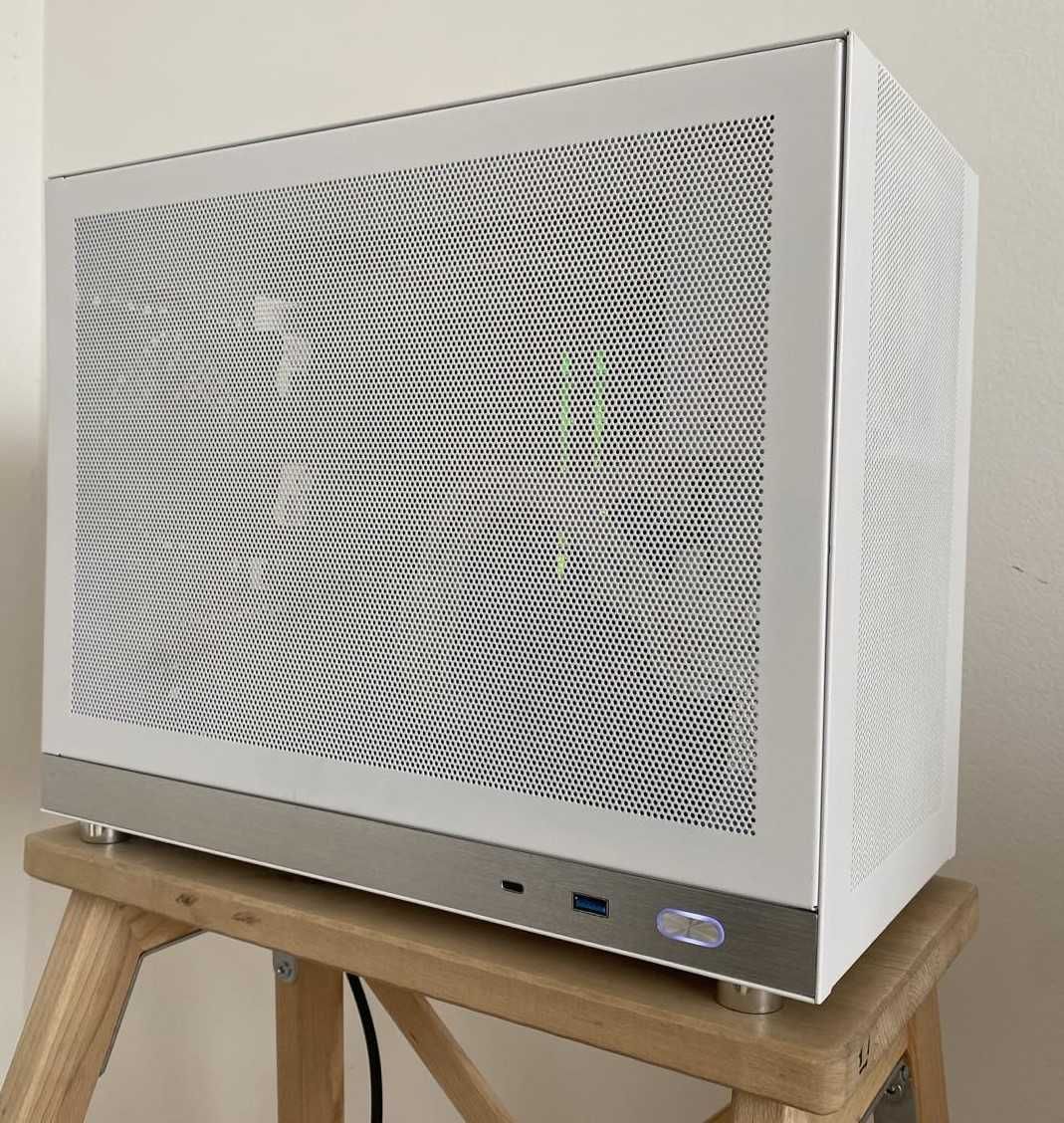 КОМПАКТЕН | Геймърски | RX 6600 | Ryzen 5 2600X | 24 RAM