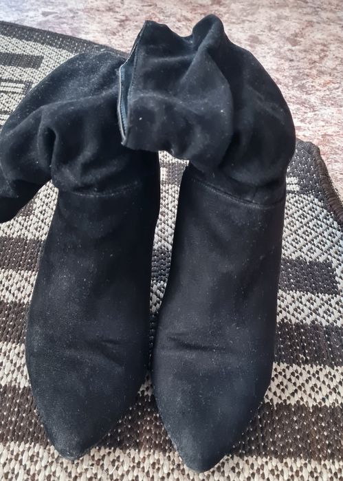 Продам женскую обувь
