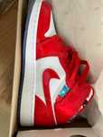 Adidasi Nike Jordan