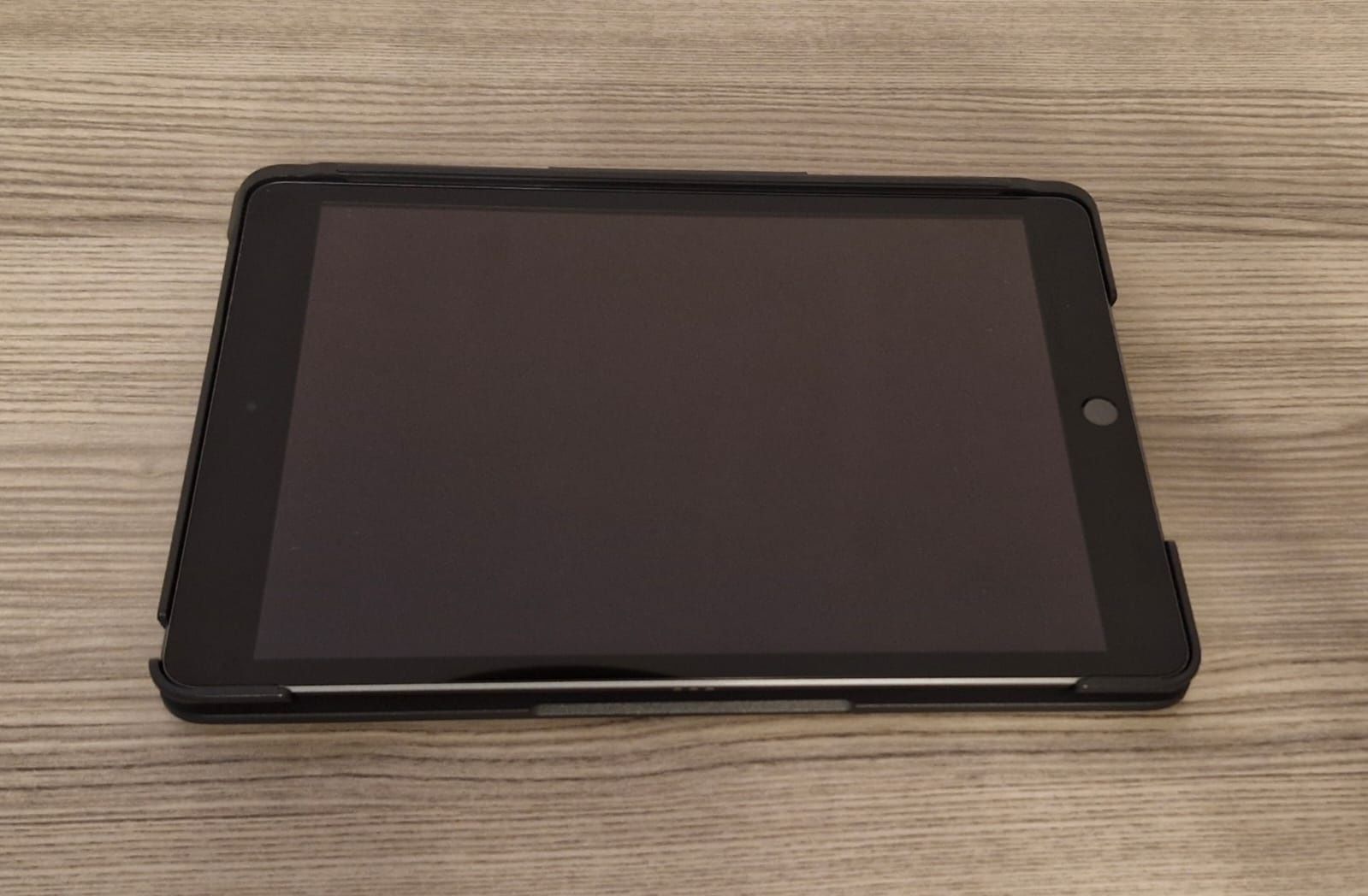 iPad 9 (2021) 10.2" 256GB Wi-Fi Space Grey - Pachet Complet (Creion +