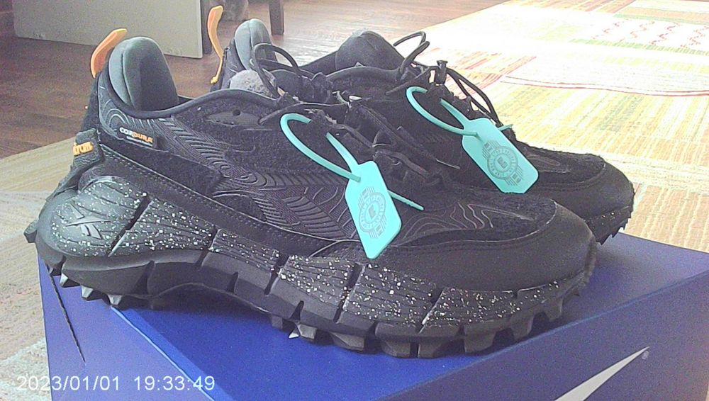 Мужская обувь, кроссовки