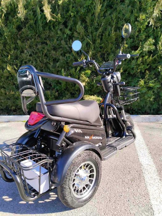 Двуместна електрическа триколка MaxMotors Pudding 1800W-48V-20Ah-ЧЕРНА