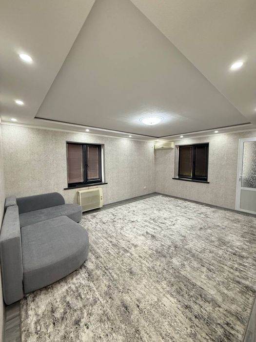 1 хонали согдиана париж