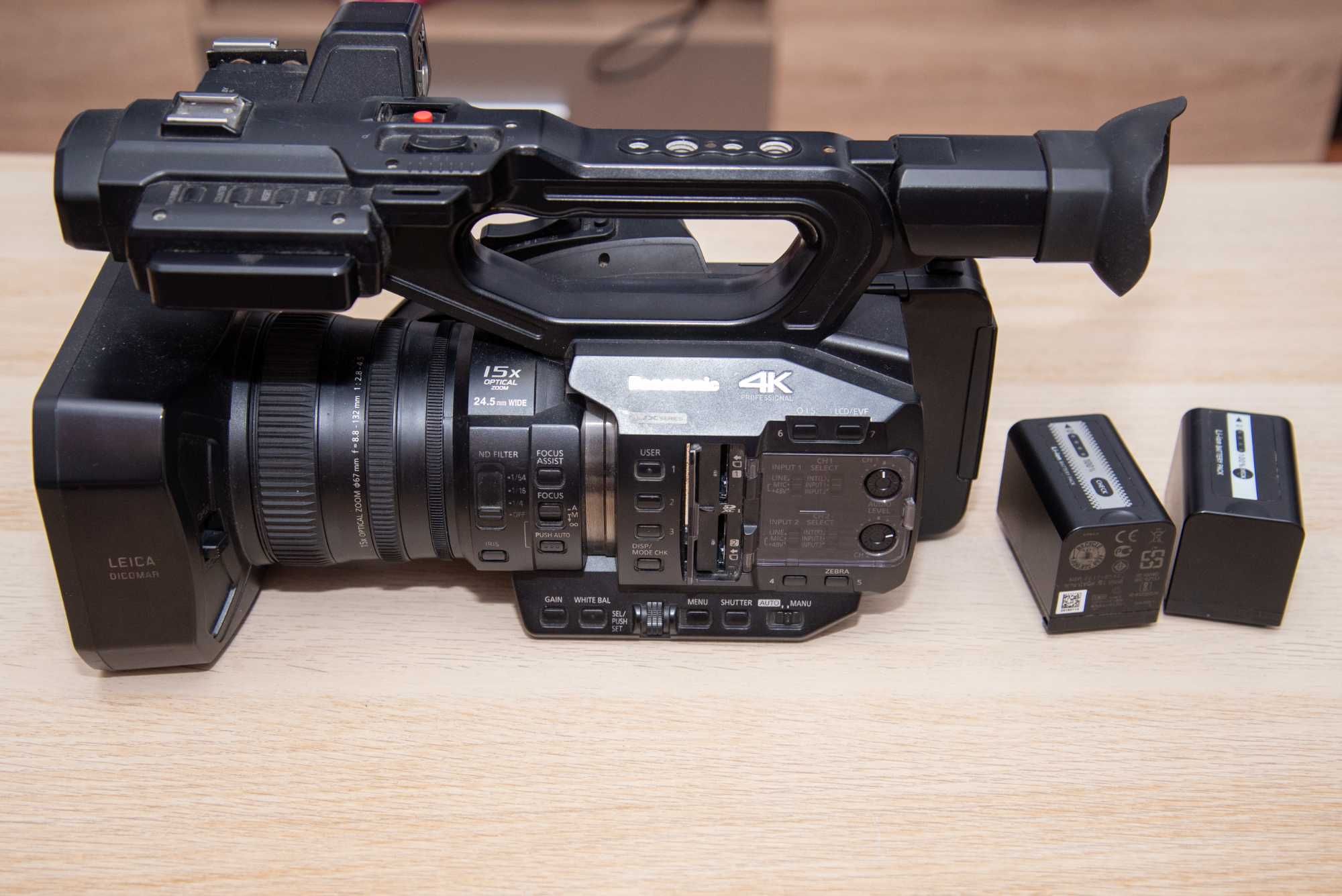 Panasonic AG/UX90