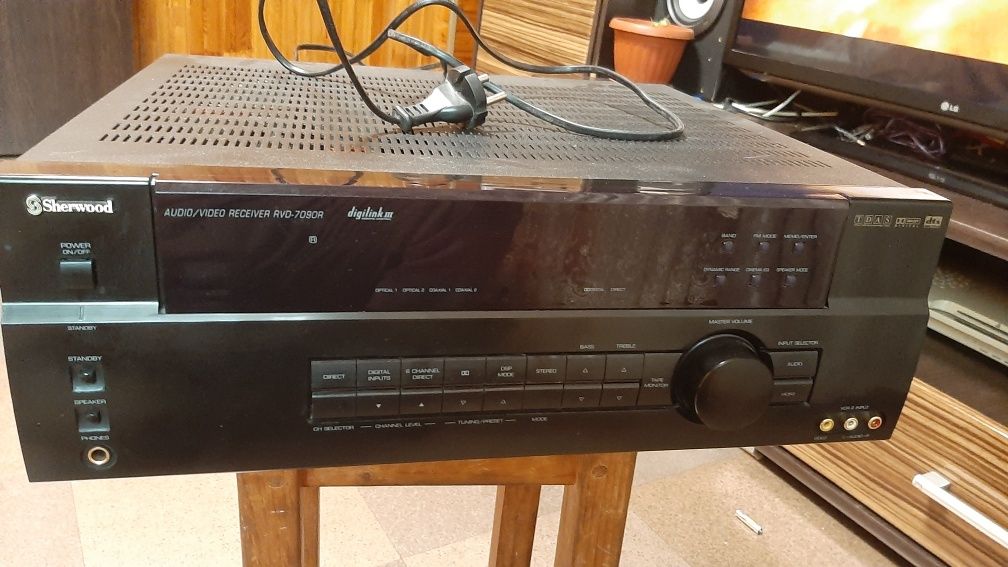 ресивер Шервуд RVD-7090R