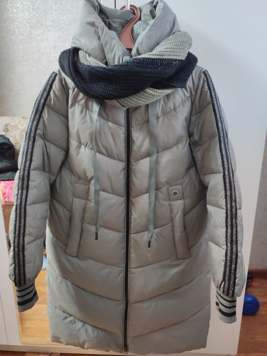 Продам пуховик Б/У