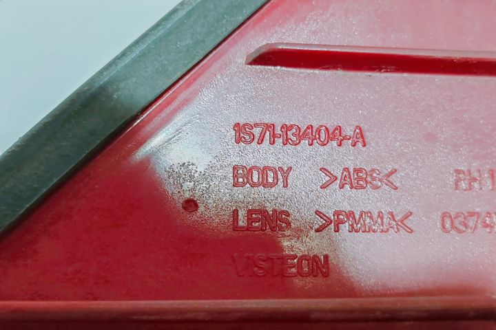 Stop  Dreapta Cu defect 1S7113404A Ford Mondeo MK3