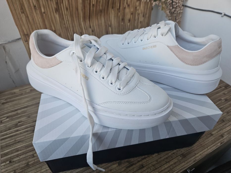 Дамски маратонки skechers 39
