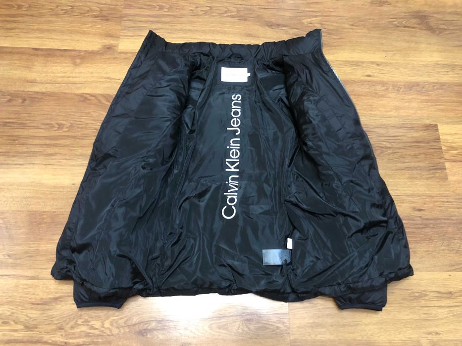 CALVIN KLEIN  зимно яке  16 год.
