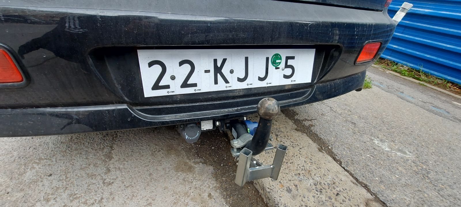 Продавам Мицубиши Лансер