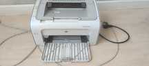 Продаю принтер HP LaserJet P1005, катридж новый