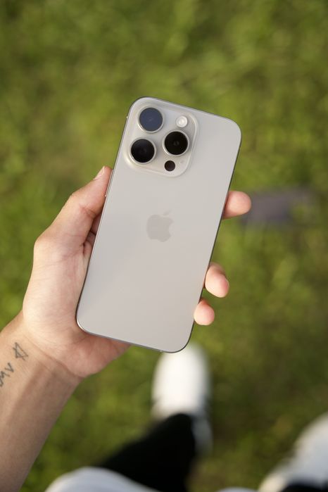 Продается IPhone 15 pro – 256GB