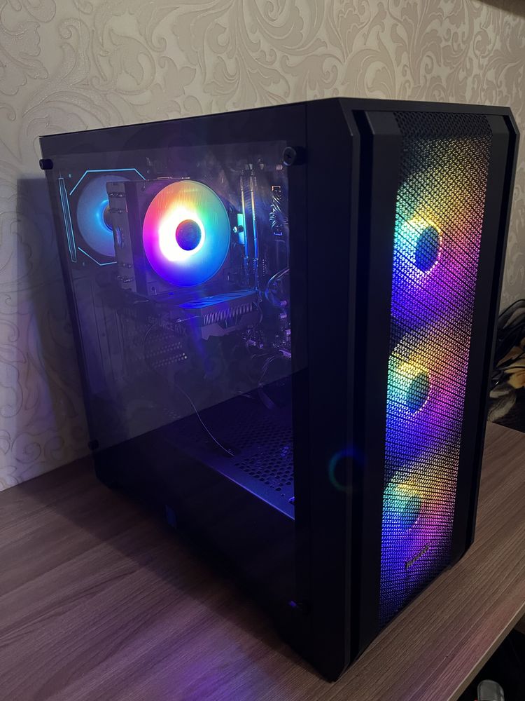ПК (системный блок), RTX 4060, core i5-12400f, озу 32, ssd m2 1024гб