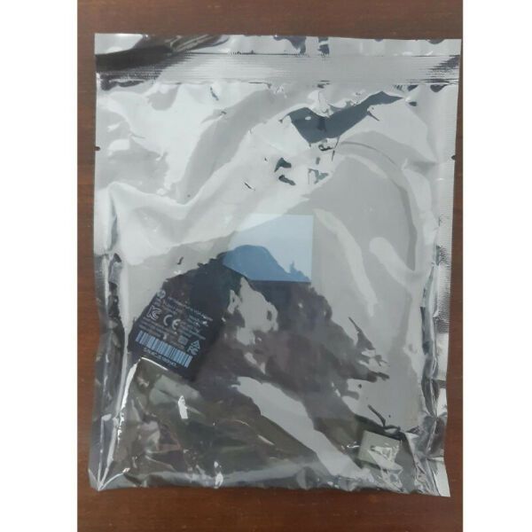 Оригинален HP DisplayPort To VGA Adapter - НОВ