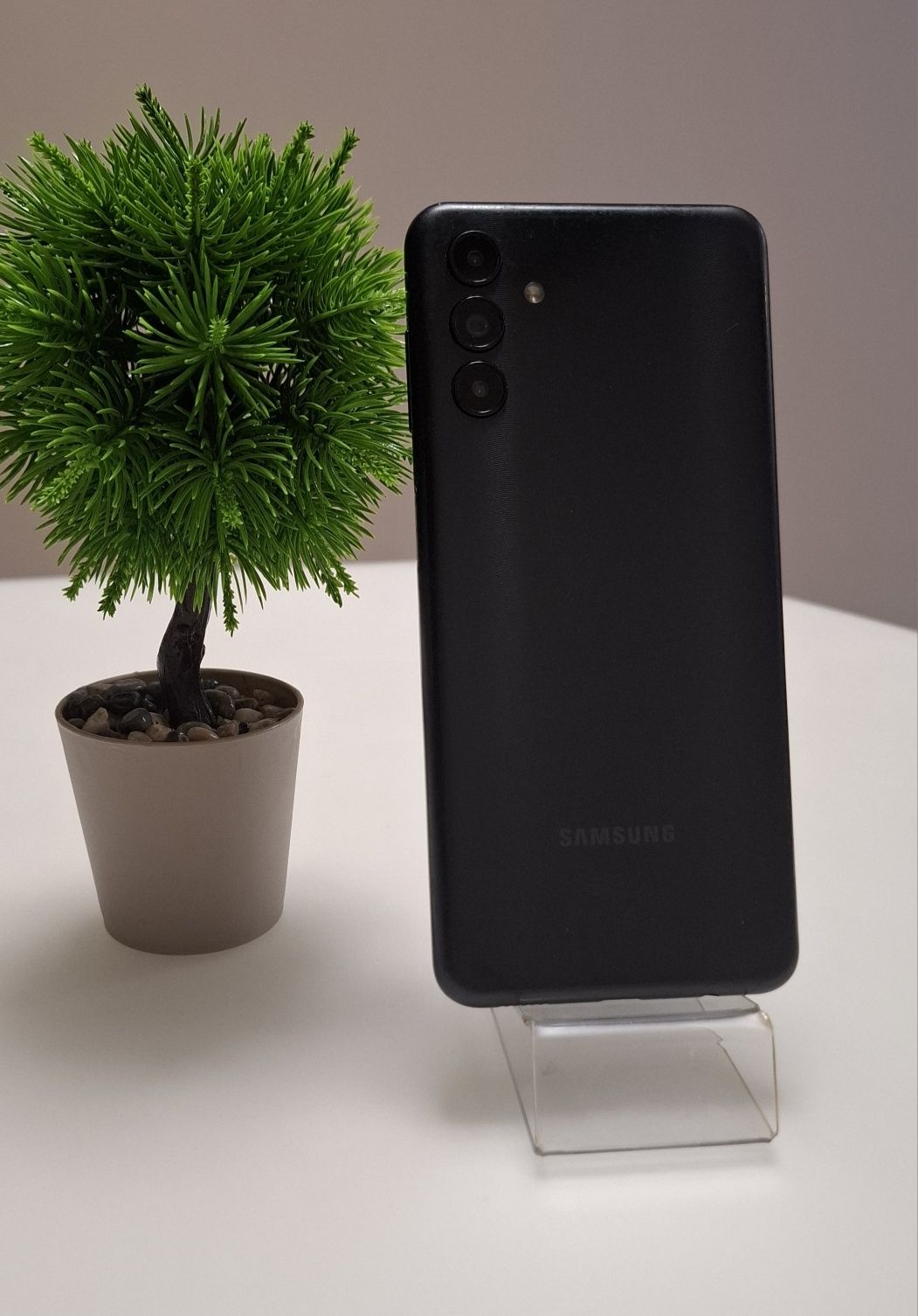 Телефон Samsung A04s