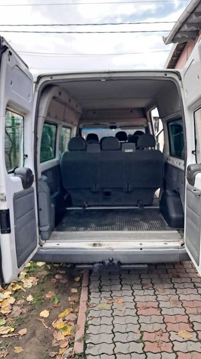 Vand microbuz 8+1 Ford Transit/Turneo 2200 cmc  diesel