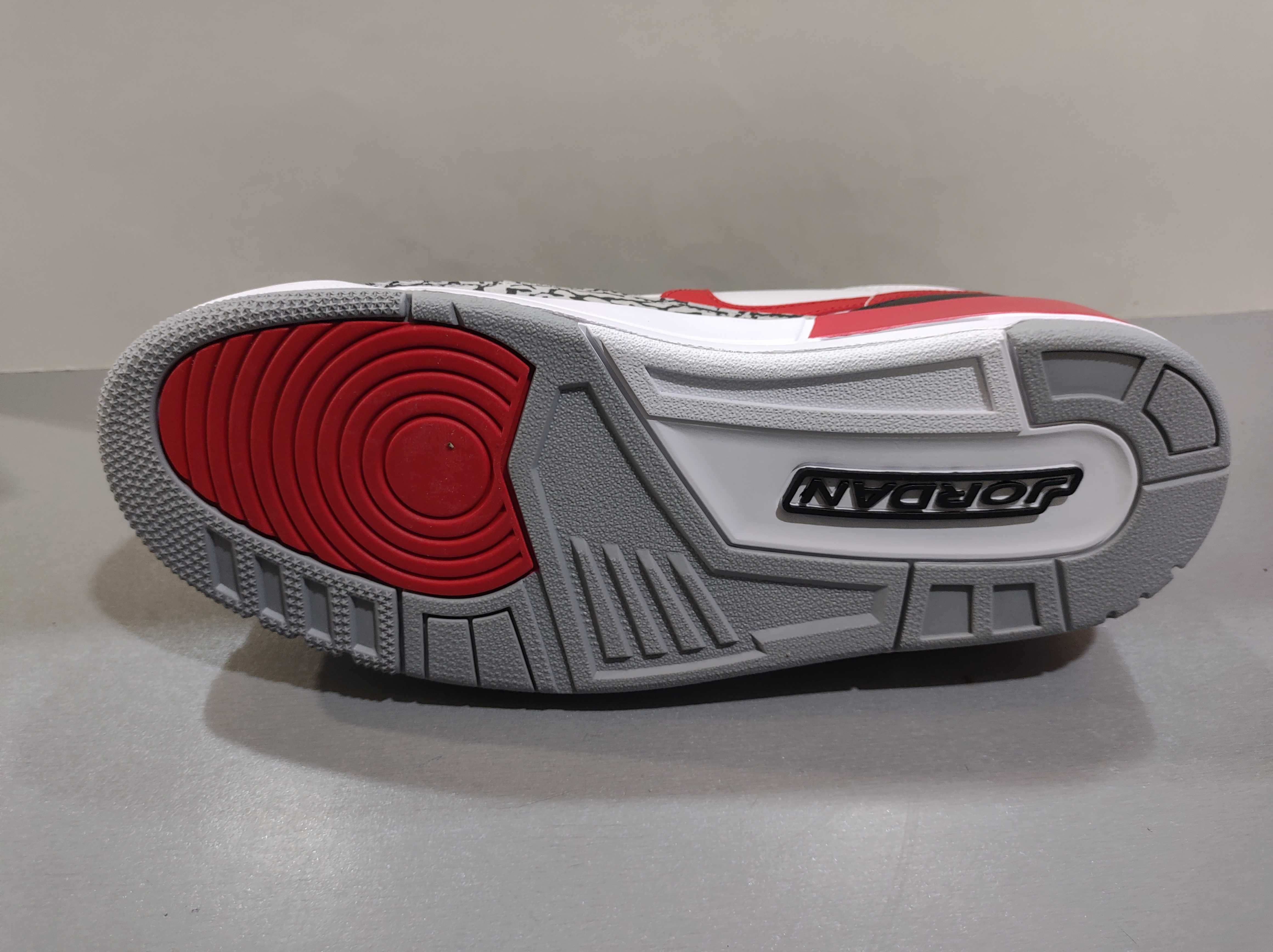 Nike Air Jordan N44/28sm.Баскет кецове.Нови.Оригинал.