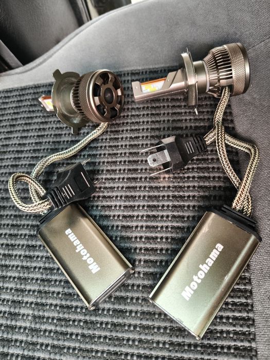 Авто крушки Н4 Motohama 2бр