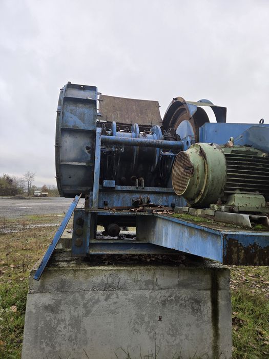 Concasor cu falci 1100×600