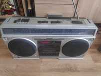 Radiocasetofon Philips D8434 cu patru lungimi de undă