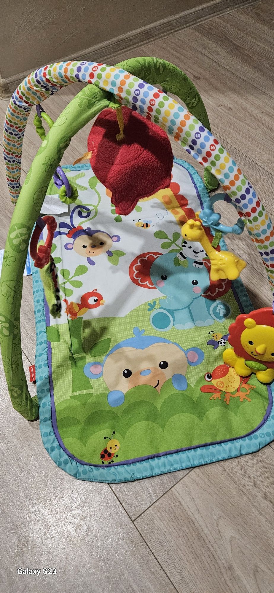 Fisher Price Музикална активна гимнастика ТРОПИЧЕСКА ГОРА