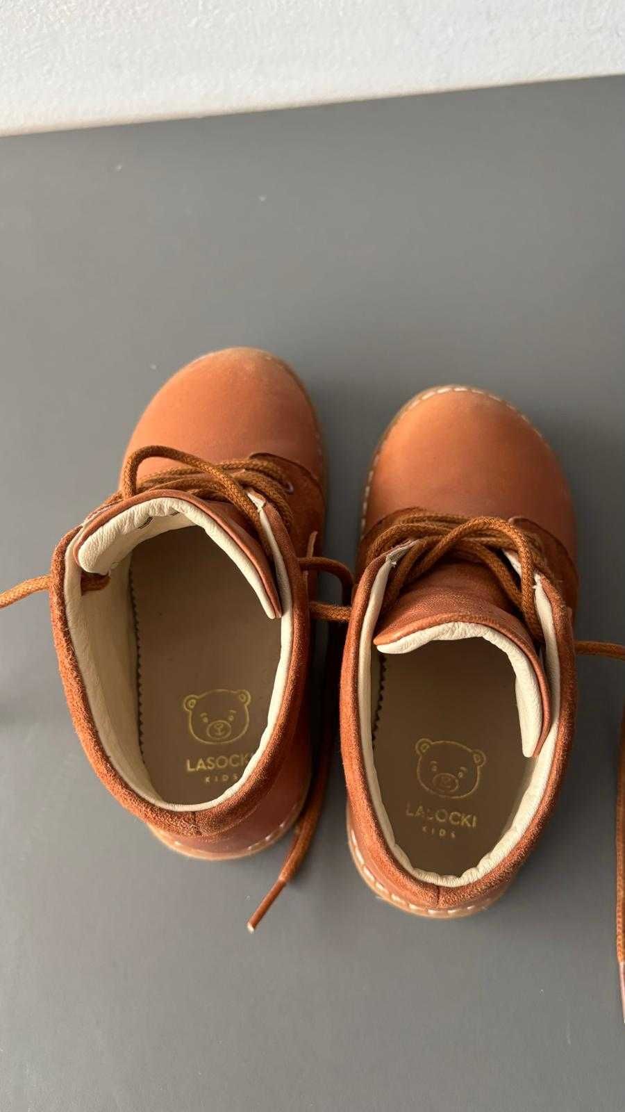 Pantofi închiși Lasocki Kids CREM - Model HAPPY CI12-HAPPY-09
