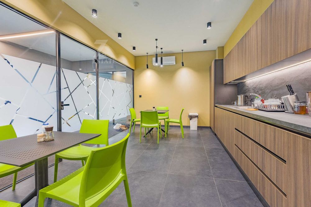 Дава се под наем Офис в София, Младост 2 - 40 кв.м за 498.27 € - Снимка #7