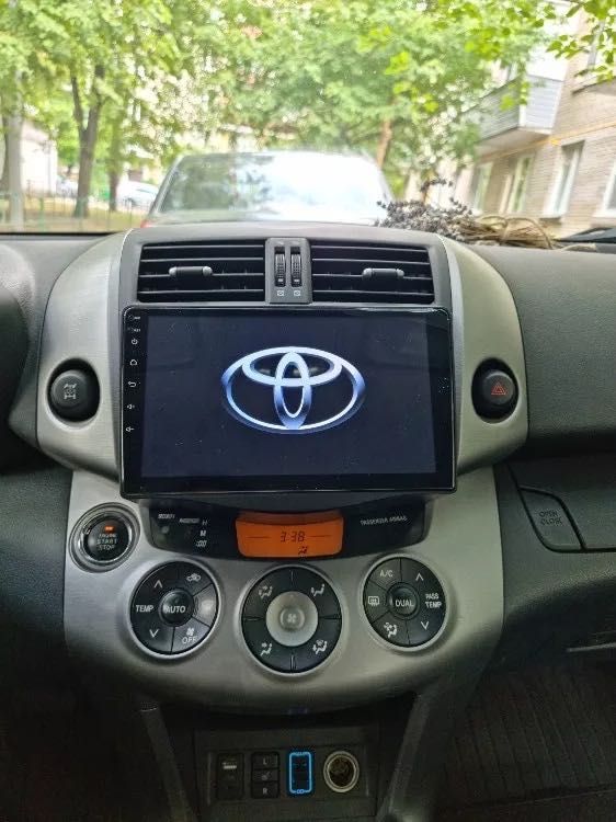 Toyota RAV4 9 inch - Android