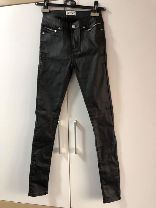 Pantaloni marimea S (10 lei bucata)