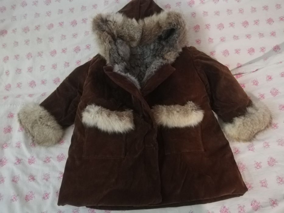 Продаётся новая детская шубка 5500т