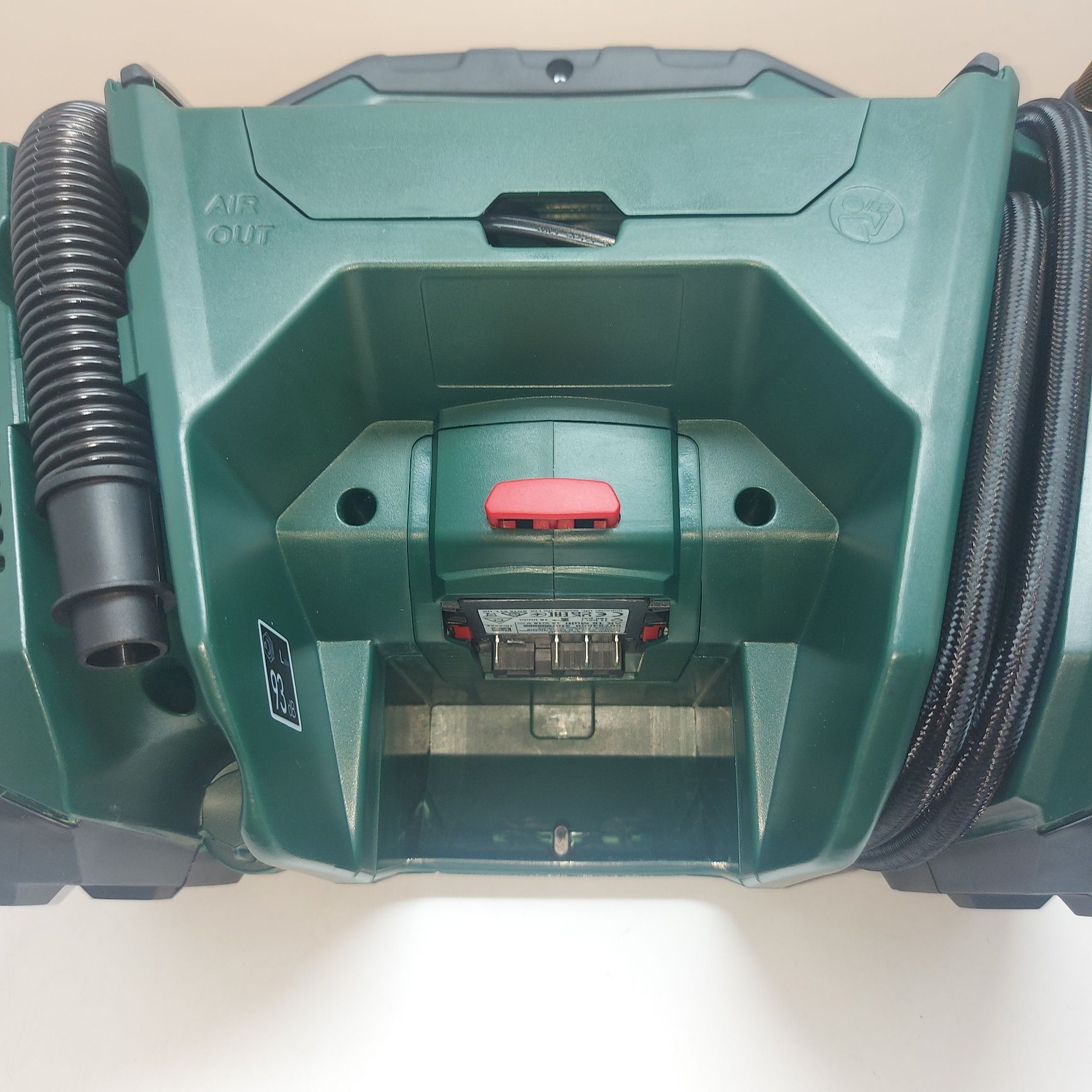 Акумулаторен компресор Metabo AK 18 Multi 18v