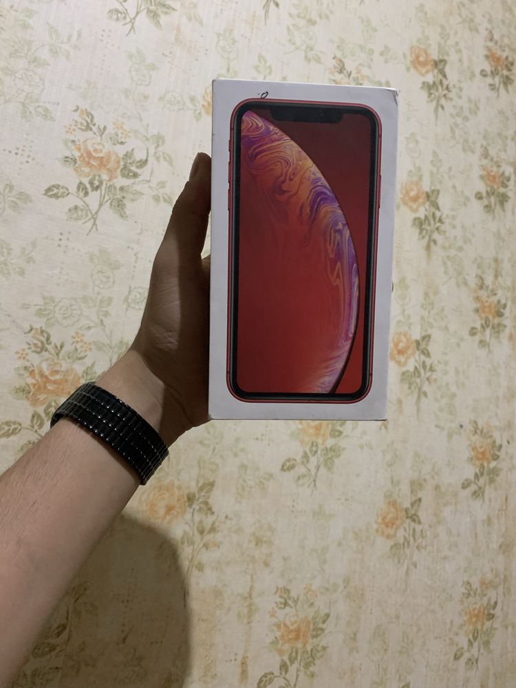 iPhone xr red 64GB