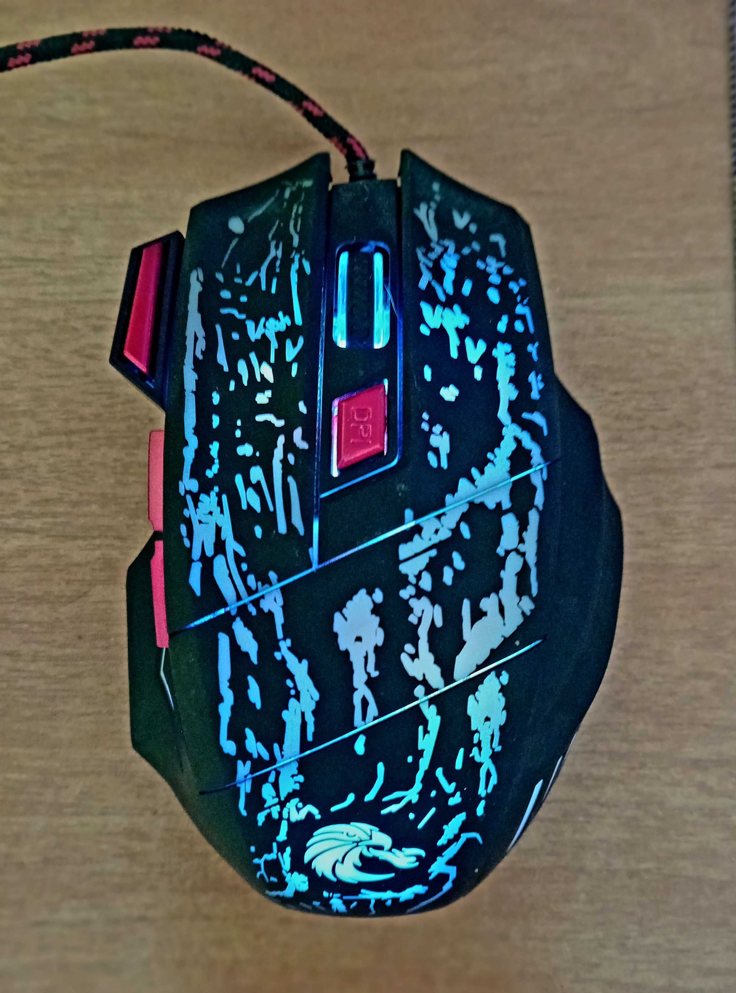 Продавам геймърска мишка HXSL +RGB.