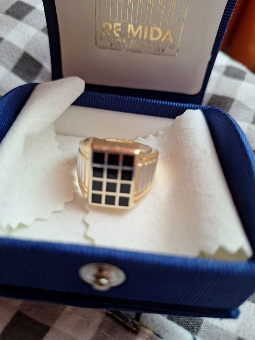 Vând doua inele bărbătești