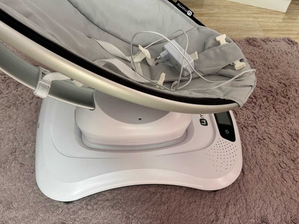 Fotoliu Balansoar Bebelusi 4MOMS MamaRoo 4.0 COOL Clasic Gri