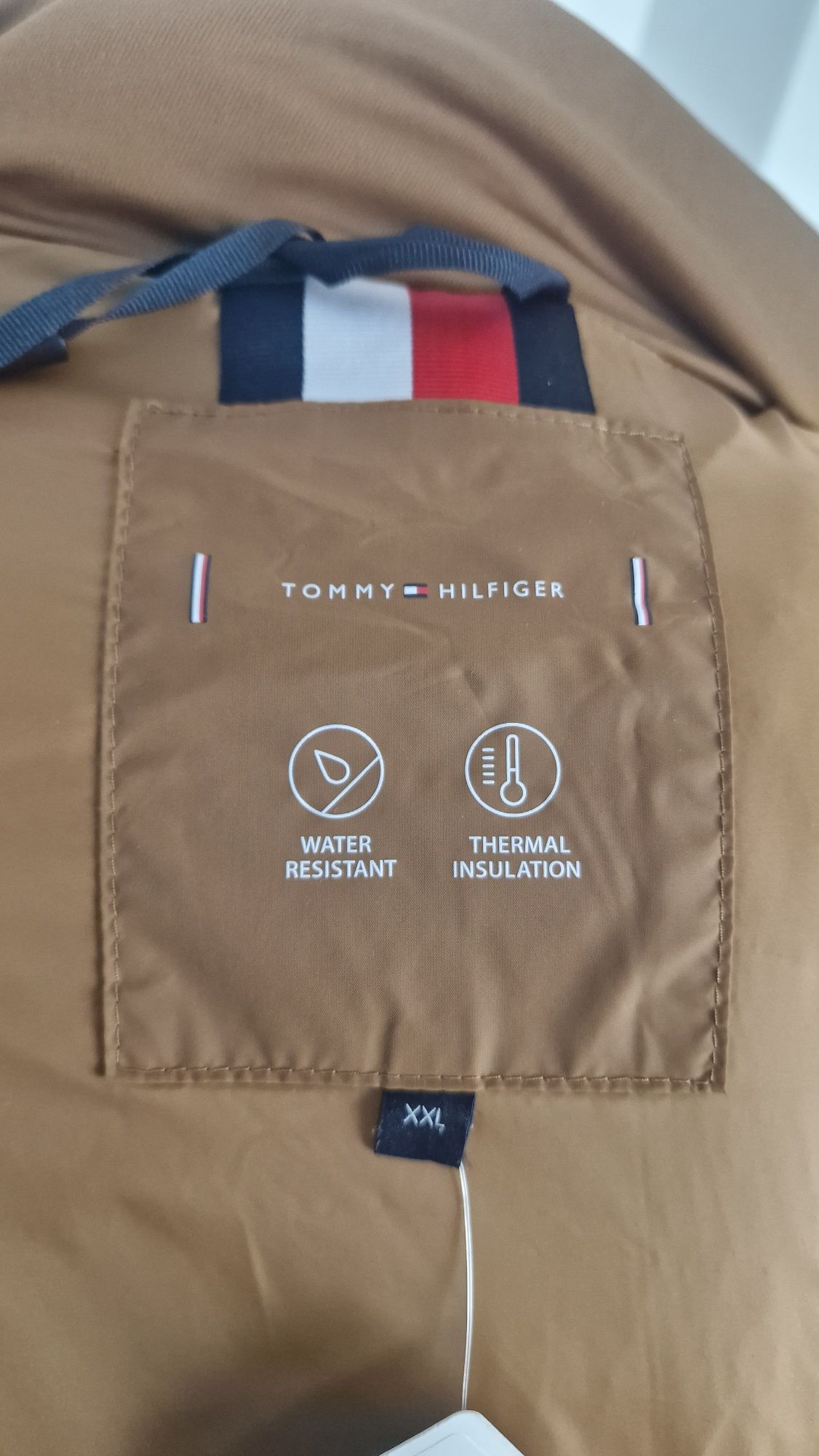Мъжко зимно пухено яке Tommy Hilfiger