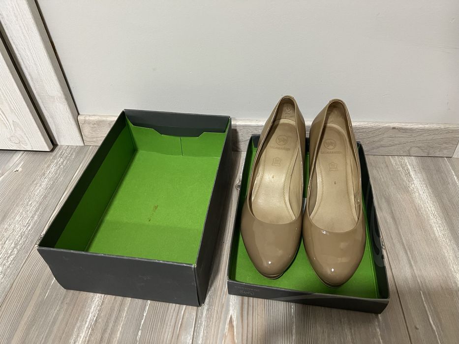 Pantofi 39 bej piele lacuita Salamander