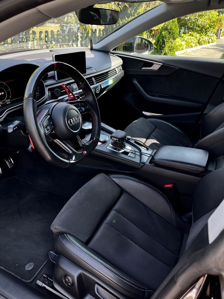 Audi A5 S-line int+ext ! Matrix ! Virtual Cockpit ! ! 190 CP