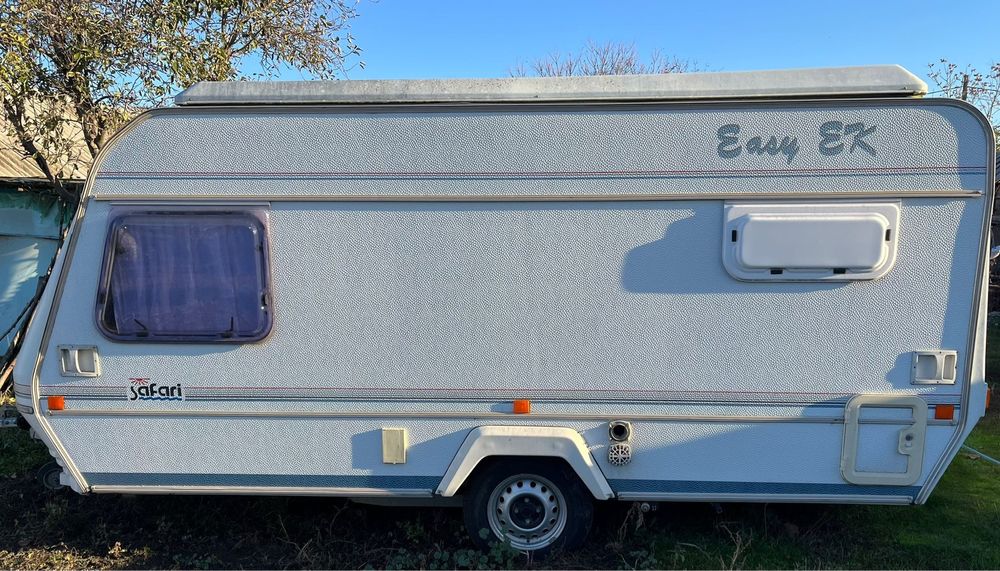 Rulotă Rema Safari Easy 1000 kg –2007  aluminiu, baie cu duș detașabil