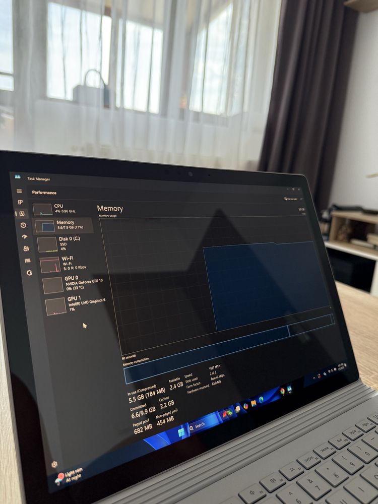 Microsoft Surface Book 2 – 15” | i7-8650U | GTX 1050 | Touchscreen