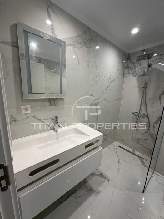 Продава се Тристаен апартамент в Пловдив, Остромила - 276 кв.м за 1250 €/кв.м - Снимка #6