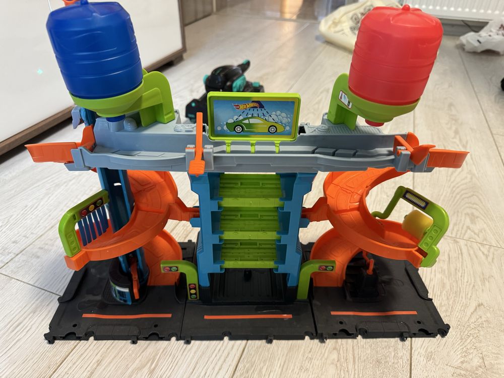 автомивка Hot Wheels